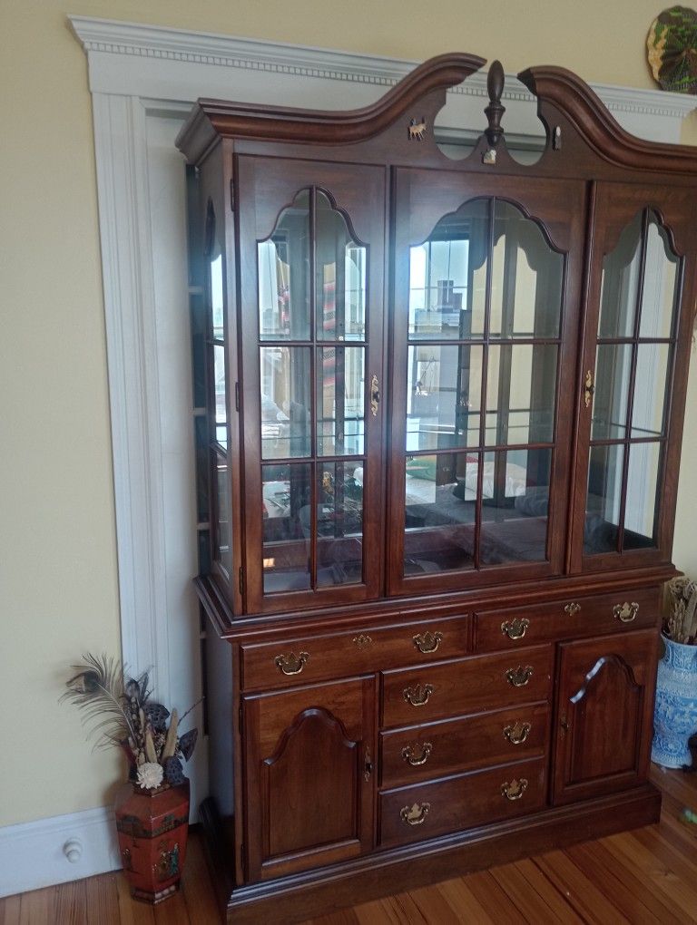 Red Mahogany Jamestown Sterling Armoire with Glass Shelving & Lighting