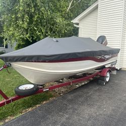 2005 Smoker Craft 151 Resorter