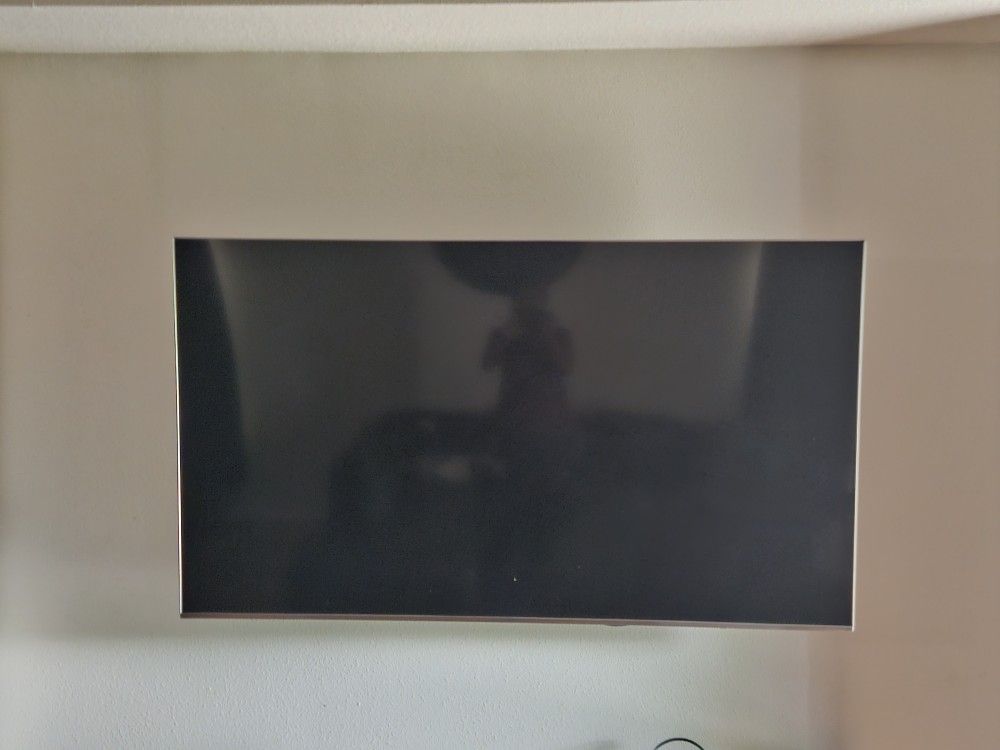 75" 2018 Q6F 4K Smart QLED TV (Full Motion TV Wall Mount Included)