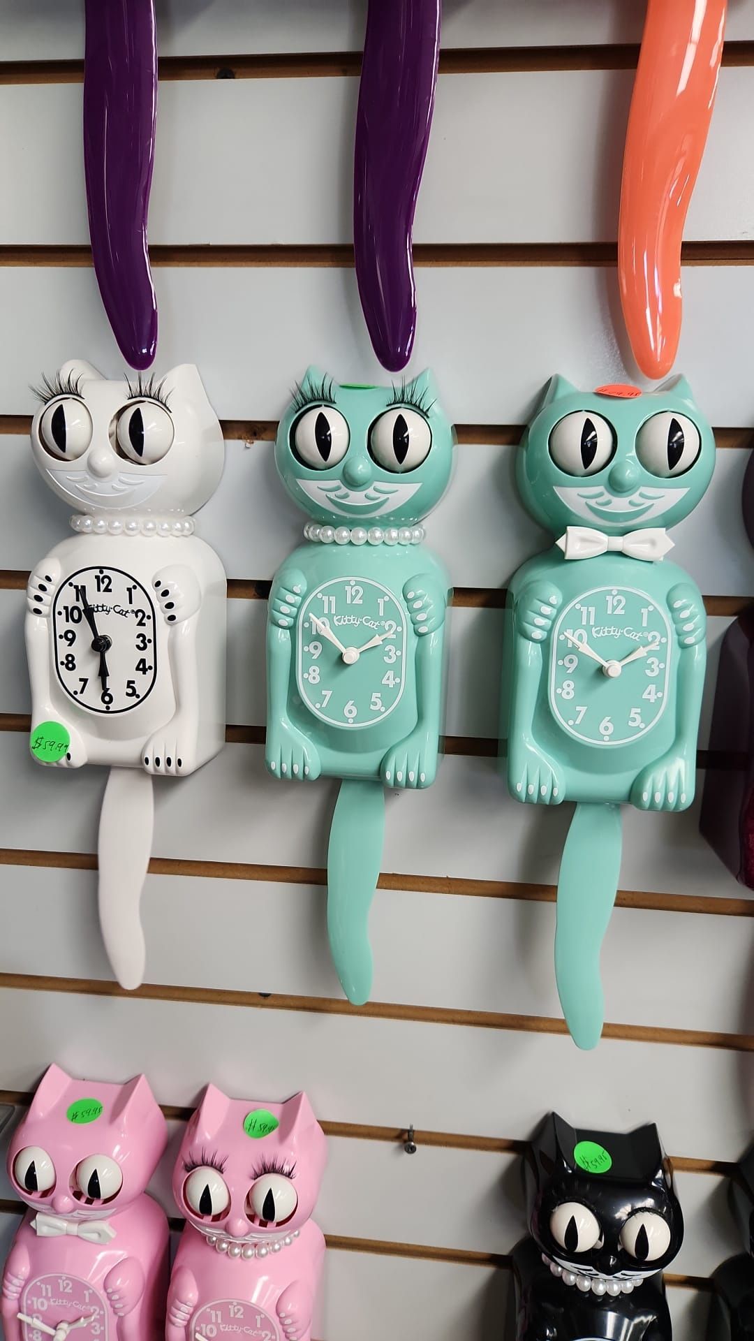 Purple Kit Cat Clock for Sale in Hollywood, CA - OfferUp