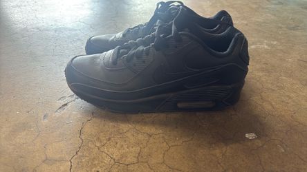 Black Nike Air Max