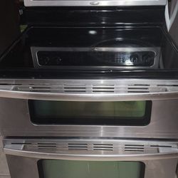 Split Oven & Glass Stove For Sale in Maricopa City zip 85138 - $175. (Maricopa City)