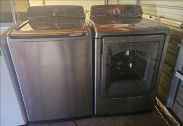 Washer and GAS dryer sets.. PICK YOURS