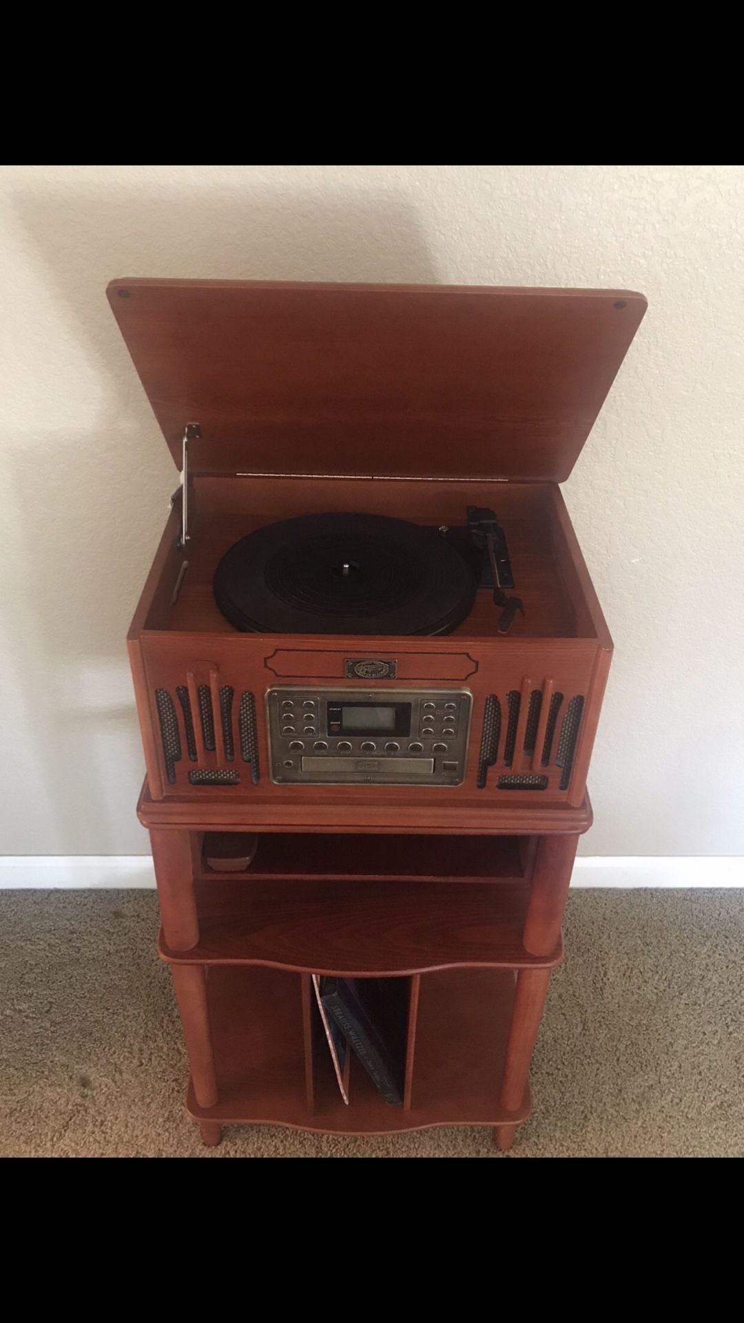 Spirit of St. Louis Phonograph Record Player, Cd, Tape, Radio FM/AM 4 in 1 with Remote