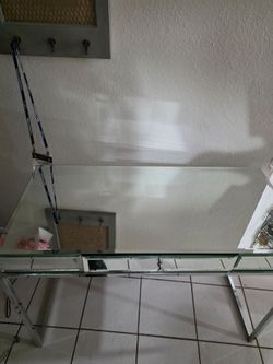 Glass vanity table