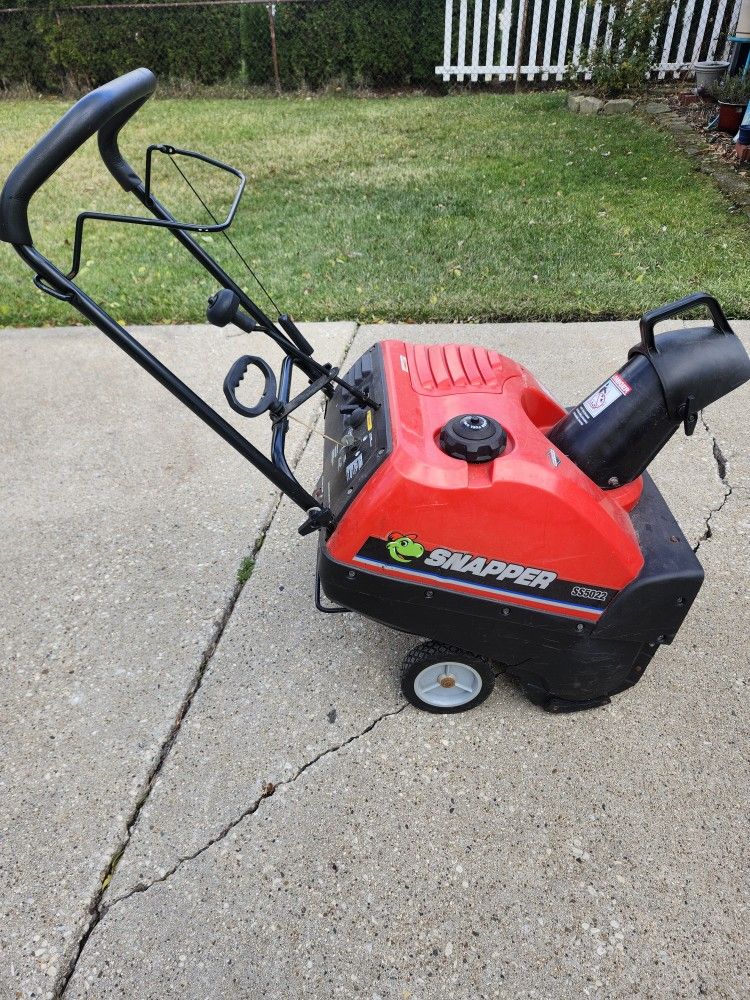 Snapper Snowblower Good Condition With Electric Start