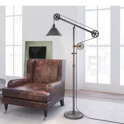 Floor Lamp W/pulley System
