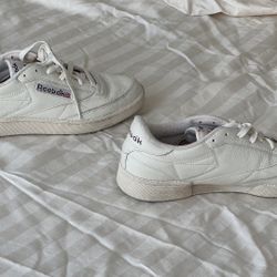 Reebok Tennis Shoes 