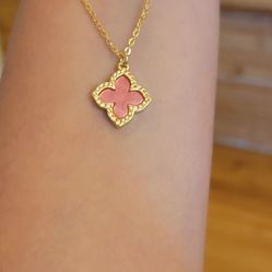 brand new 6pcs Clover Earring Necklace Bracelet Bangle Ring all $20