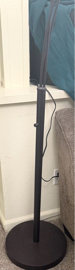 Floor lamp