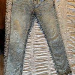 Oldnavy Slim Fit Light-Wash Jeans 33/30