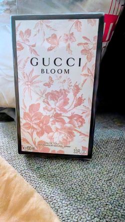 NEW Gucci Bloom Eau De Toilette Spray 3.3 oz / 100ml - NIB Sealed