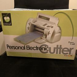 Cricut Personal Electric Cutter