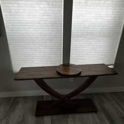 Catelynn 57” Solid Wood Console Table – Like New