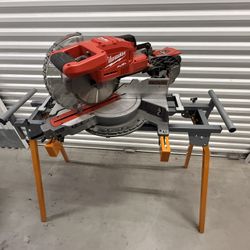 Milwaukee 10” Miter Saw With Stand (no Battery)