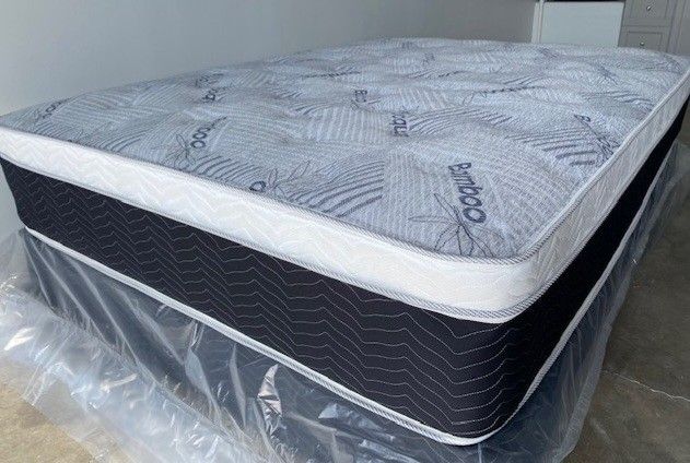 Full Euro Bamboo Orthopedic Pillow Top!•~•~•