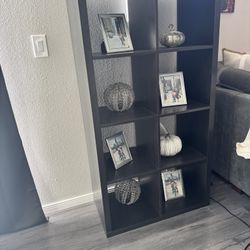 9-Cube Storage Shelf