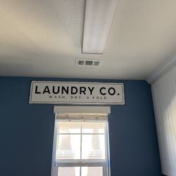Laundry Room Sign. 