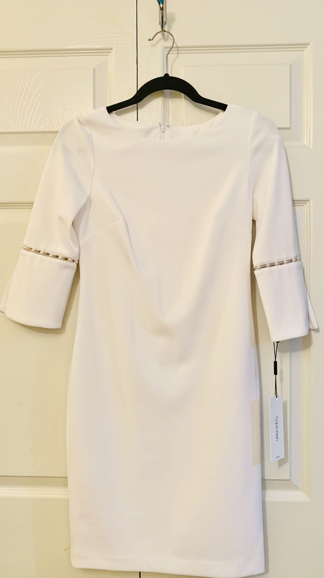 CAlVIN KLEIN (Petite) White Sheath Dress