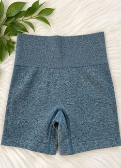 Women’s Gray Blue High-Waisted Scrunch Butt Workout Shorts – Size S