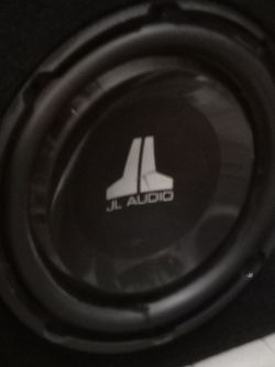 JL audio 12 inch speaker driver single box by rockville