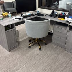 Office Desk