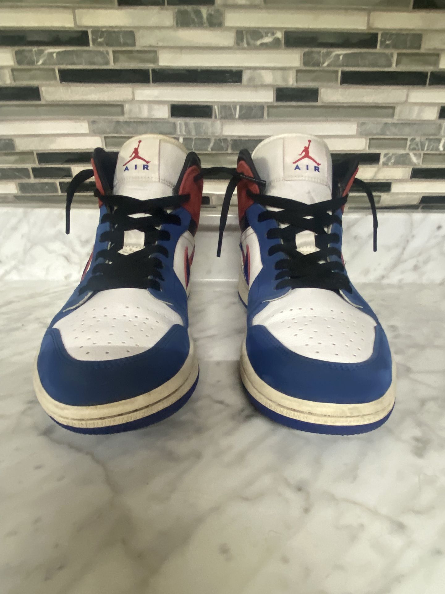 Air Jordan 1 Mid Se