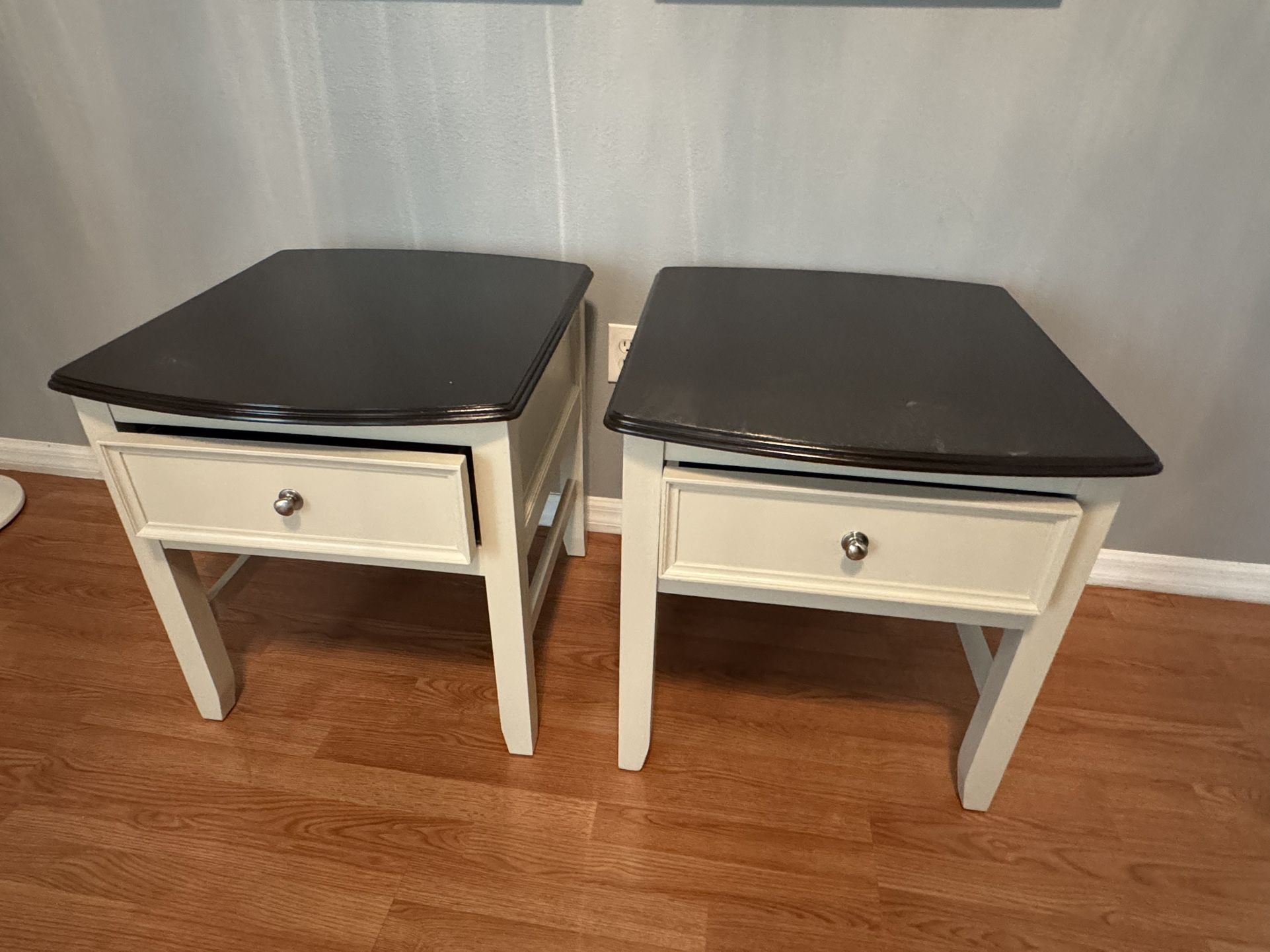 Set of 2 End Tables – $60 for Set