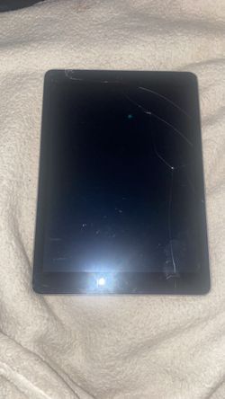 Apple iPad with Cracked Screen