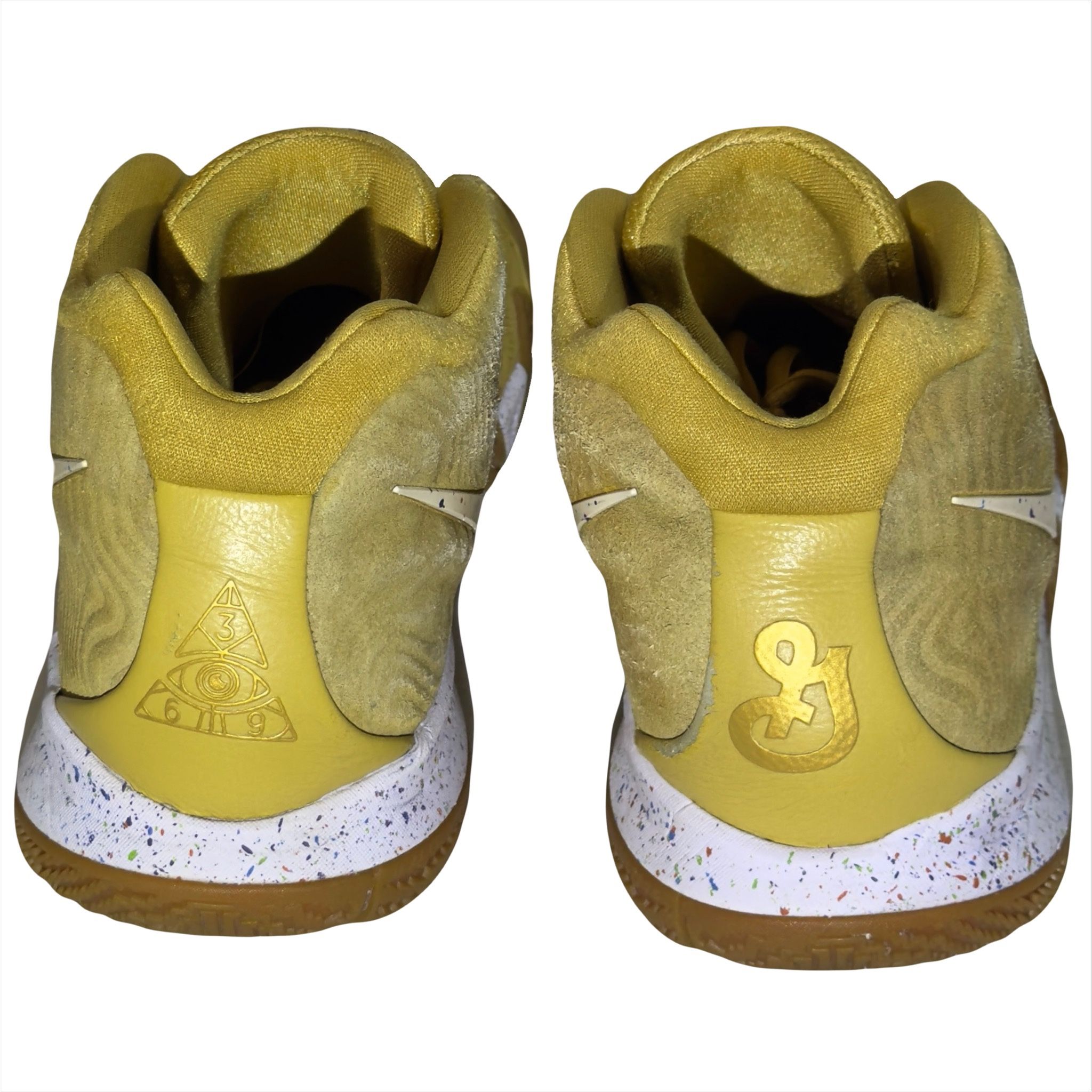 Nike Kyrie Cinnamon Toast Crunch Cereal Men's Size 13 Gold Suede