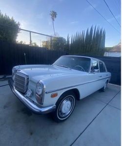 1971 Mercedes 220D