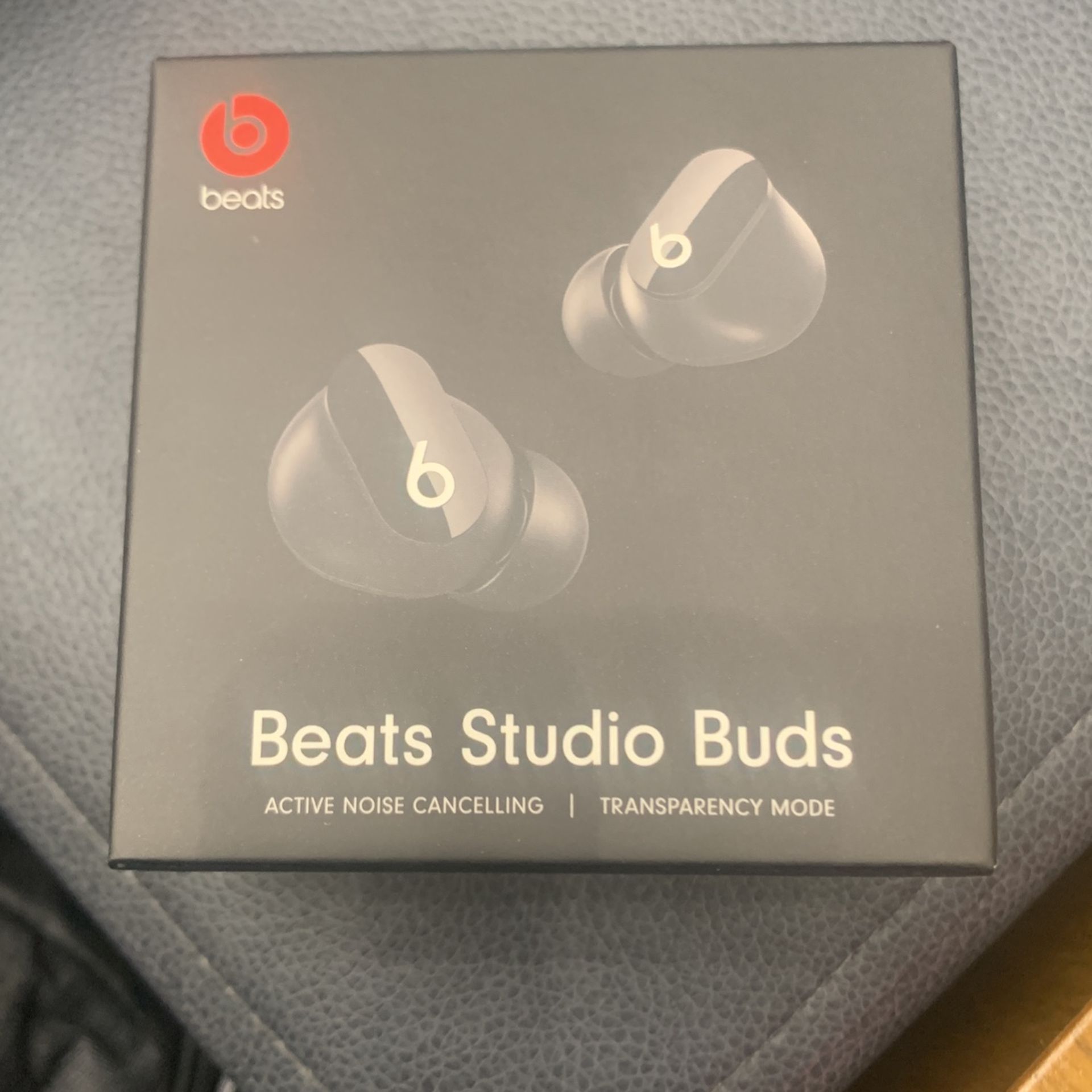 Beats Studio Buds 