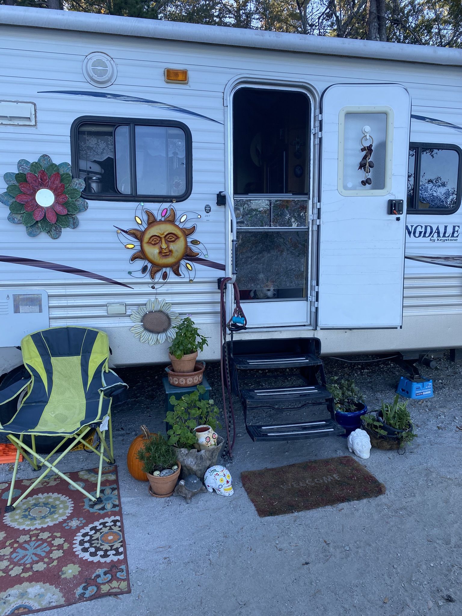 2011 Springdale travel trailer