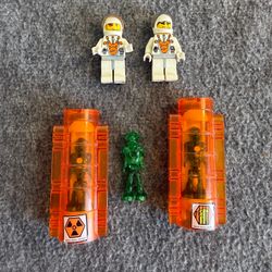 LEGO Mars Mission Astronaut & Alien Capture Pod Lot