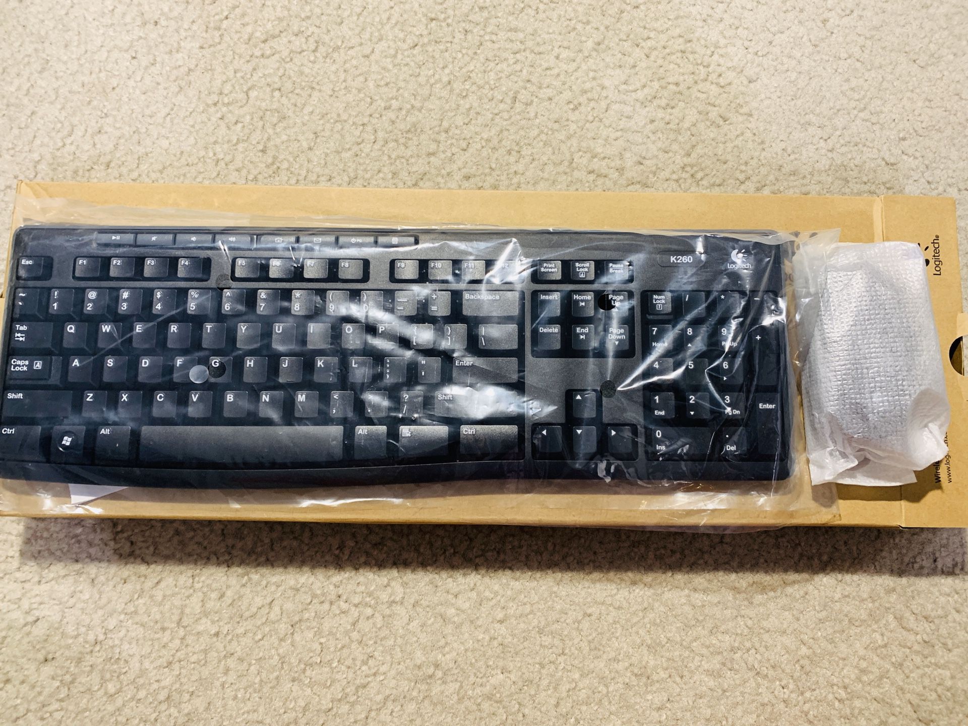 Logitech Wireless MK260 for business Keyboard and Mouse