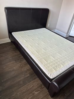 Bed frame, box and legs