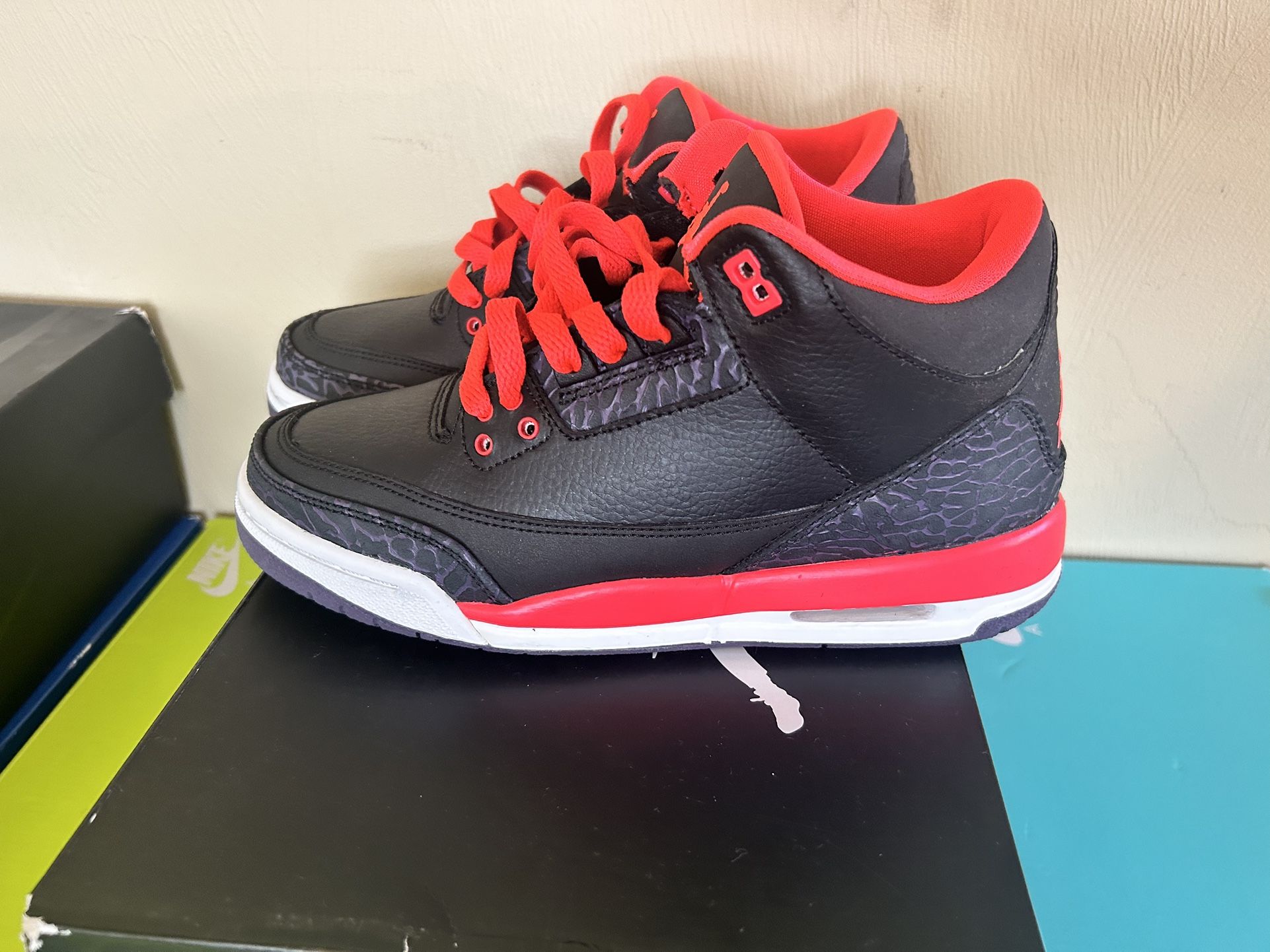 Air Jordan 3 Bright Crimson 5y
