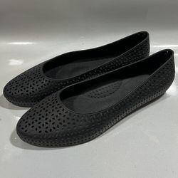 Okabashi Women's Samantha Flats Size 10  Black Rubber Shoe