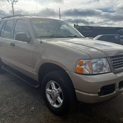 2005 Ford Explorer