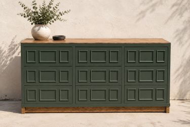 Quiet Oak Nine-Drawer Dresser