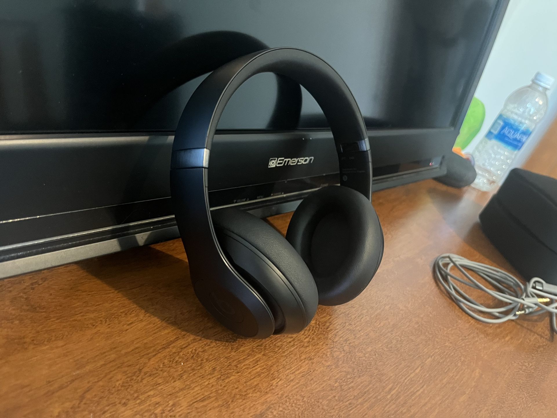 Beats Studio Pro - Wireless Noise Cancelling Over-the-Ear Headphones - Black