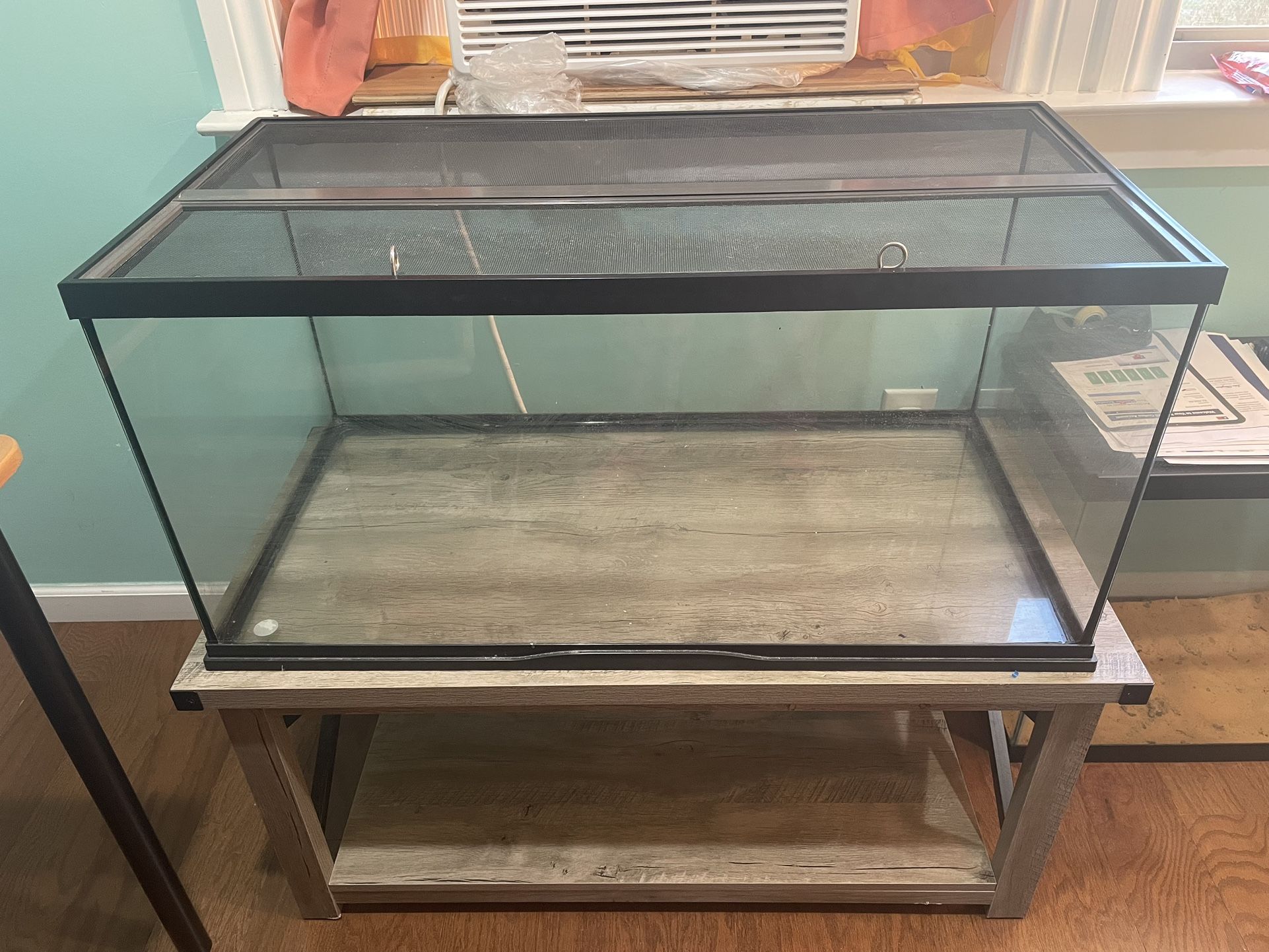 40 Gallon Zoo Med Breeder Tank