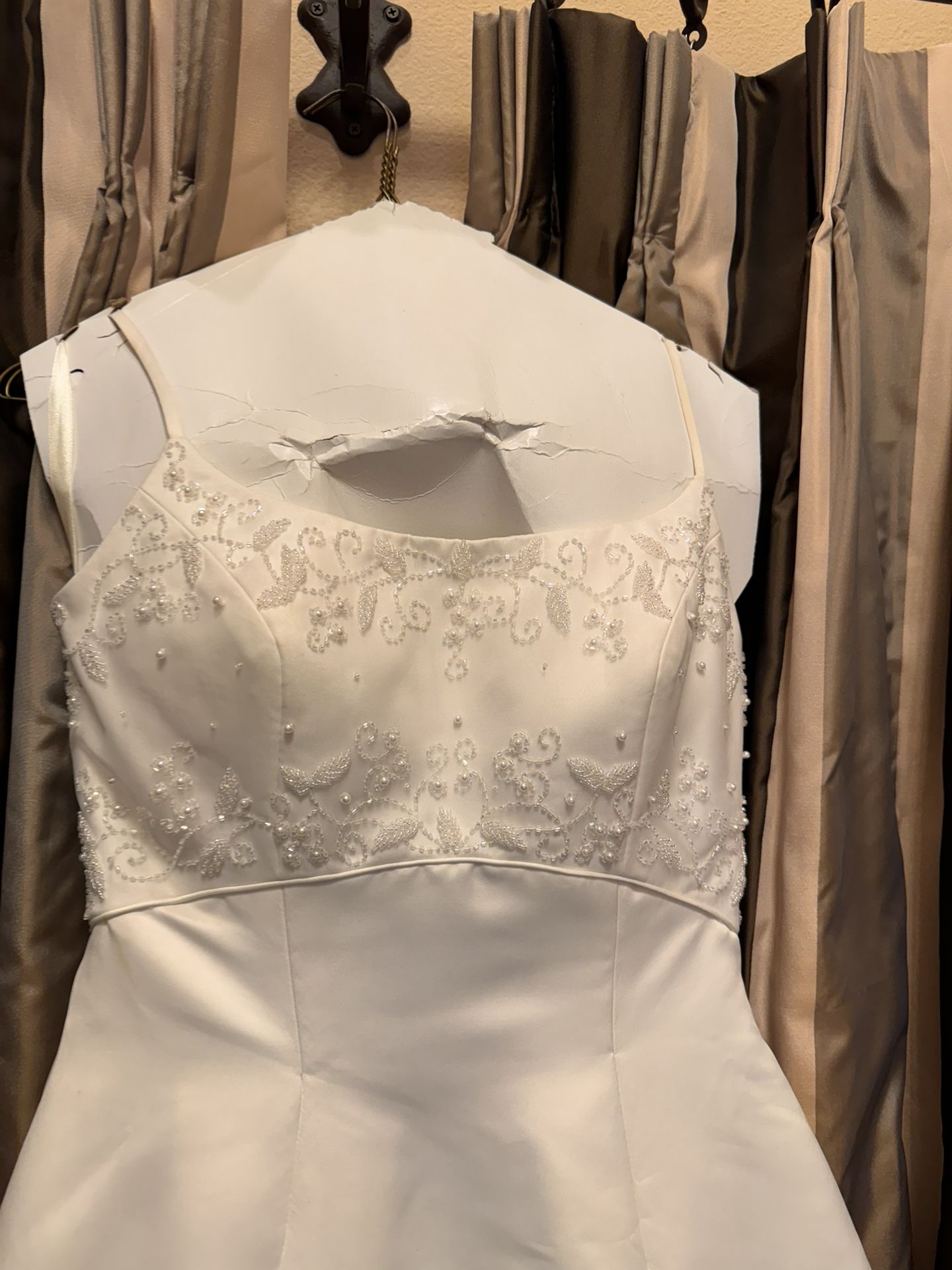 Used Wedding Dress