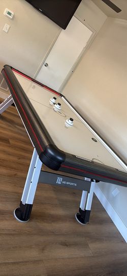 Me hockey table