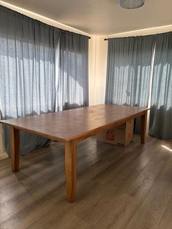 $250 Crate&Barrel Dinning Table