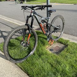 2017 specialized enduro comp 29er for Sale in Lynnwood WA