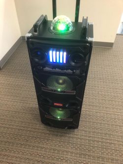 4,000 watt rechargeable Bluetooth speaker/aux/fm/USB and SD port/microphone for karaoke/brand new!!