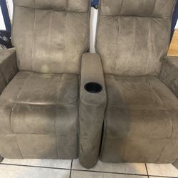 Media Room Chairs (5)