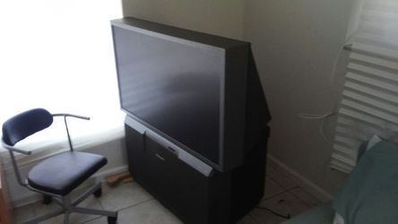 Panasonic rear projection hdtv 55"