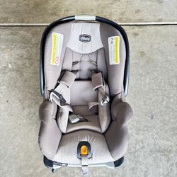 Chicco Baby Car Seat 